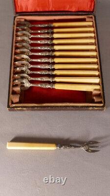 12 Oyster Forks In Silver Massif Et Os, Era End Xixth Century