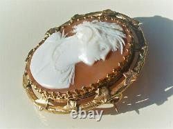 19th Century Ancienne Broche In Gold Metal With Came Coquille