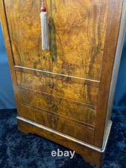 19th Century Secretary in Walnut from the Louis-Philippe Era