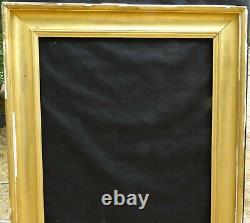 # 677 Framework Xixth Wood Gold Leaf To Frame 74 X 60.4 CM