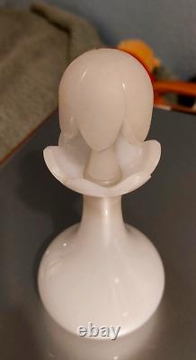 ANTIQUE WHITE OPALINE BOTTLE 19TH CENTURY