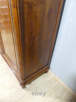 About Louis XVI Armoire with Fluting in Solid Cherry, Late 19th Century