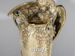 Amphora Austria, very large ceramic vase with cockatoos, late 19th century Amphora Austria, very large ceramic vase with cockatoos, late 19th century