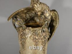 Amphora Austria, very large ceramic vase with cockatoos, late 19th century