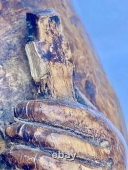 Ancient carved wooden Virgin, High-Era 17th century popular art Ancient carved wooden Virgin, High-Era 17th century popular art