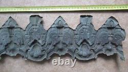 Antique embossed brass frieze of 194 cm x 15.5 cm, 19th century period