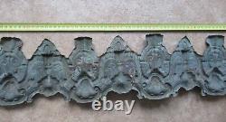 Antique embossed brass frieze of 194 cm x 15.5 cm, 19th century period