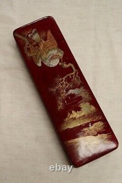 Antique lacquer box with Asian motifs from the 19th century