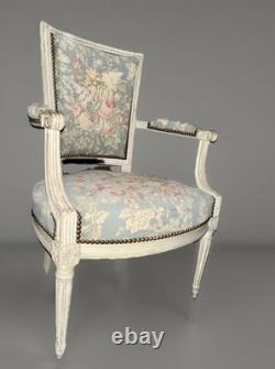 Authentic Louis XVI period queen’s armchair, 18th century