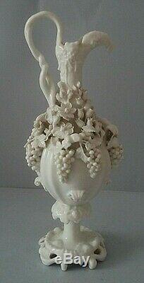 Beautiful Ewer In White Porcelain Signed Jacob Petit Époque XIX