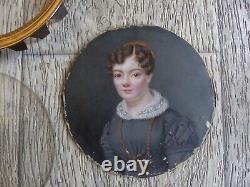 Beautiful Miniature 19th Epoque Restauration Dame Of Quality Circa 1820