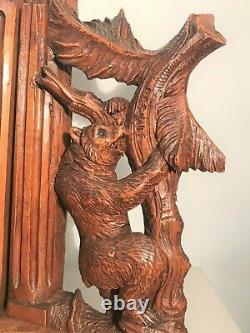 Black Forest Wooden Shelf At 19th Century Bears
