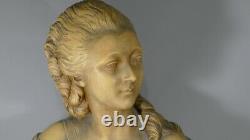 Bust Of Madame Du Barry D'après Augustin Pajou En Terre Cuite, 19th Century