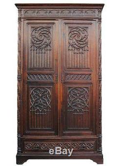 Cabinet In Oak Xixth Gothic Style
