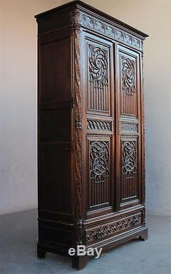 Cabinet In Oak Xixth Gothic Style
