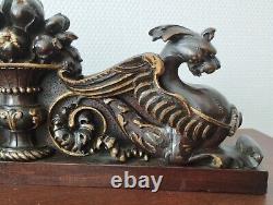 Carved Walnut Fronton 19th Century Renaissance Style High Period Griffins