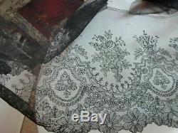 Chantilly Lace Old Bobbin 585 CM X 29 CM Napoleon III Period