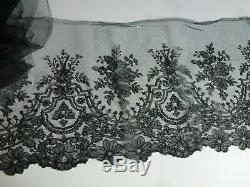 Chantilly Lace Old Bobbin 585 CM X 29 CM Napoleon III Period