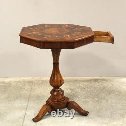 Charles X period walnut and marquetry table, Italy, 19th century