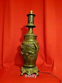 Chinese Bronze Lamp Era XIX Th S