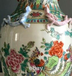 Chinese Vase 19th Century Qianlong, Pink Family. Porcelain China