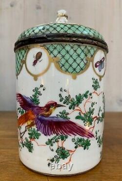 Covered Pot In 19th Century Porcelain With Volatile Decoration