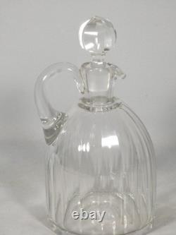 Cut-crystal alcohol decanter with flat ribs, 19th century
<br/> 
