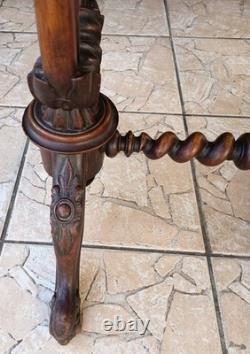 Davenport Desk in Marquetry Walnut Victorian Era