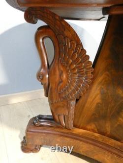 Empire-period swan pedestal table in flame mahogany and Turquin marble, 19th century