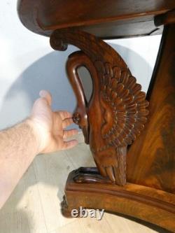 Empire-period swan pedestal table in flame mahogany and Turquin marble, 19th century