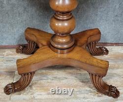 English gaming table from the 19th century in blonde mahogany circa 1820