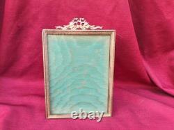 Gilded bronze photo frame, Louis XVI style, late 19th century
