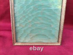 Gilded bronze photo frame, Louis XVI style, late 19th century