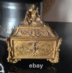 Golden Bronze Box Hunting 19th Century Style 18th Century High Period Virgin Putti