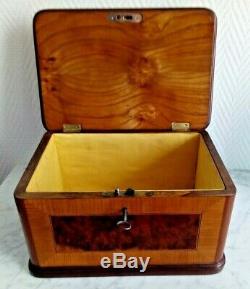 Grand Jewelry Box Inlaid Vintage Late Nineteenth 21386