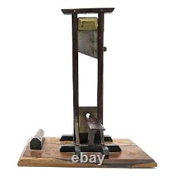 Guillotine cigar cutter from the late 19th century in working condition