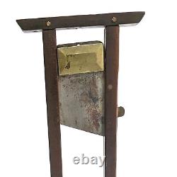 Guillotine cigar cutter from the late 19th century in working condition