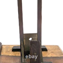 Guillotine cigar cutter from the late 19th century in working condition