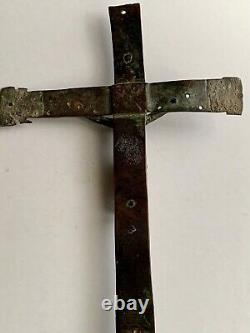 High Period, Very Rare 14th Century Crucifix. Christ in Bronze