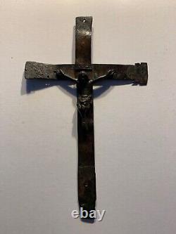 High Period, Very Rare 14th Century Crucifix. Christ in Bronze