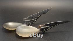 Horn salad servers, 19th century, bird decoration, good condition