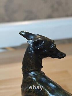 JOLIE Bronze animal figure of a greyhound and Pekingese by P. J. Mène from the 19th century