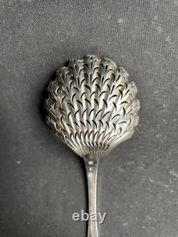 Large 925/1000 silver sugar spoon, 19th century <br/>