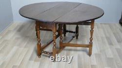 Large Gateleg Table In Oak, England, Era Xixth