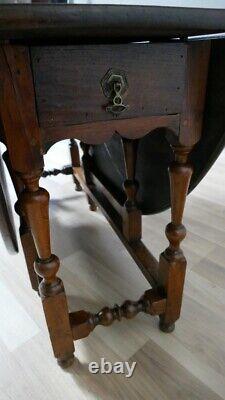 Large Gateleg Table In Oak, England, Era Xixth