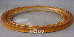 Large Oval Frame In Golden Wood And Glass Beaked Epoque Early Nineteenth