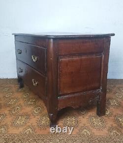 Large jumping commode, 18th century