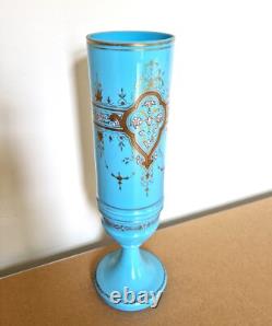 Large opaline vase with enamel and fine gold decoration from the Napoleonic III era, 19th century