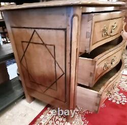 Louis XIV style commode from the mid-19th century