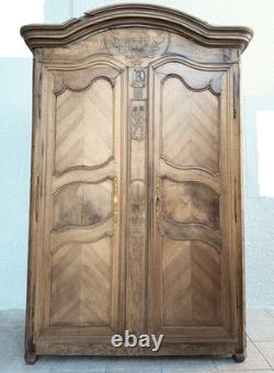 Louis XV period wardrobe with the Coat of Arms and Crown of France